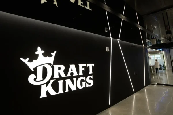 DraftKings bolsters iCasino offerings through expanded partnership with Bragg